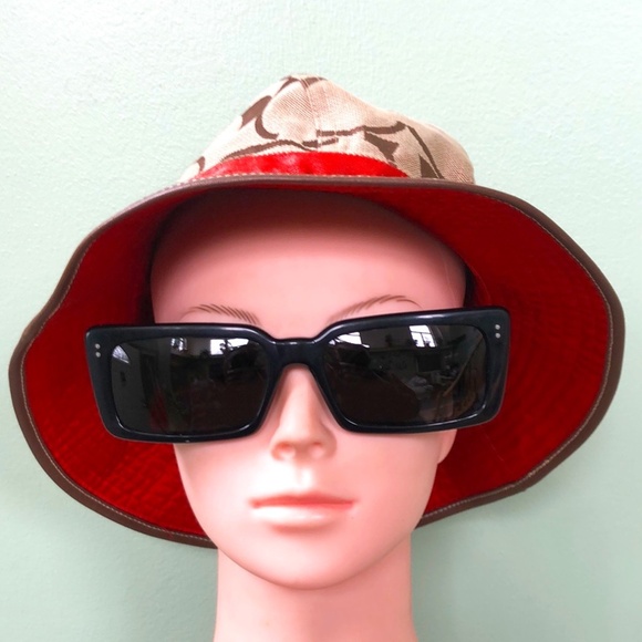 Gucci Accessories - Gucci Sunglasses